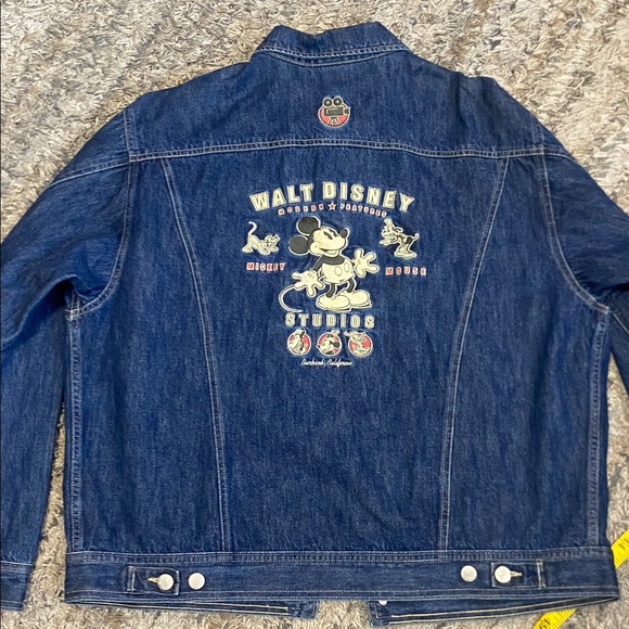 The Disney store Denim Jacket with Embroidery sz medium great condition Vintage - Picture 9 of 13